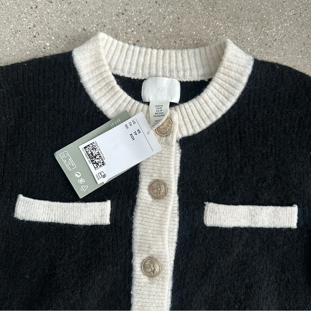 H&M contrast cardigan - Picture 2 of 4